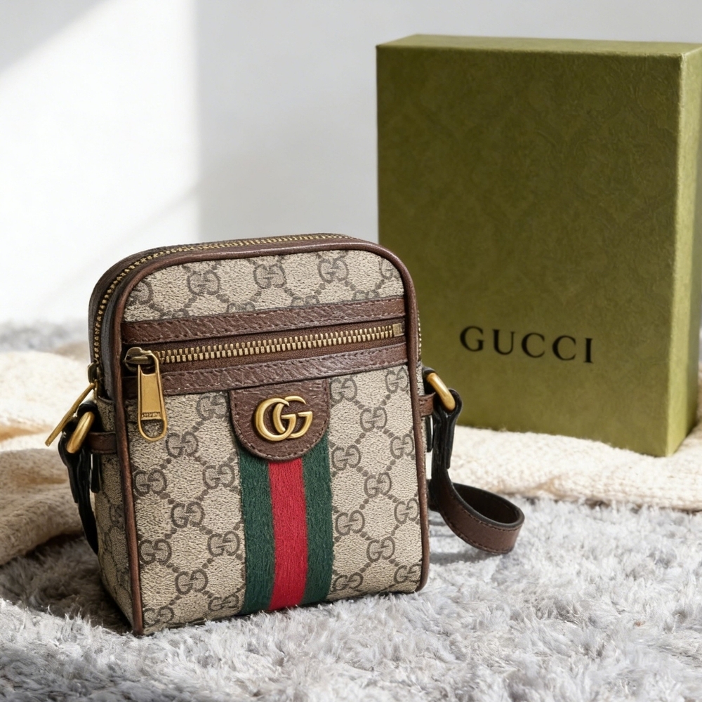 Gucci Ophidia GG Supreme Small Shoulder Bag